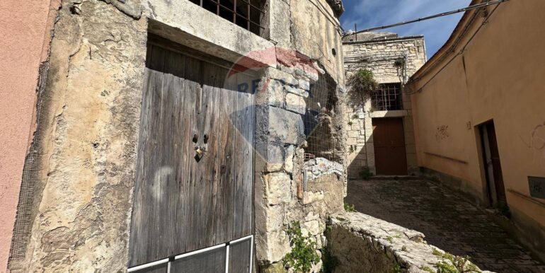 20250306102943-934239-14