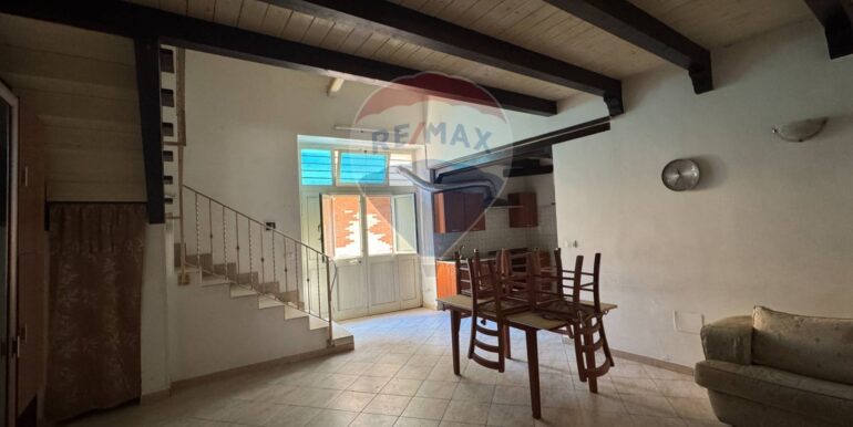 20250306104945-934237-12