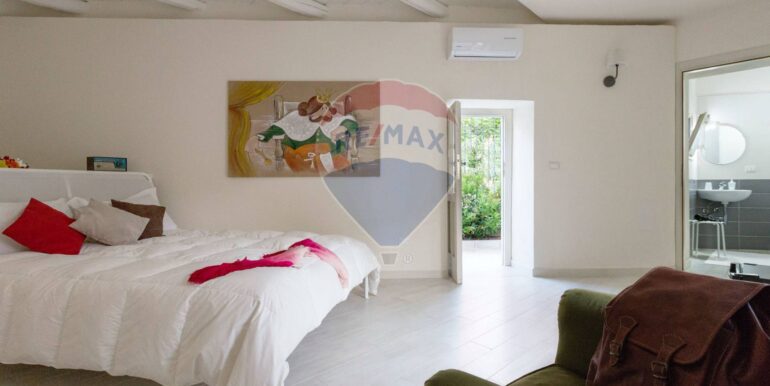 20250307192204-934666-10