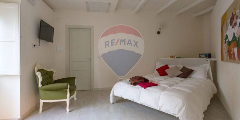 20250307192210-934666-12