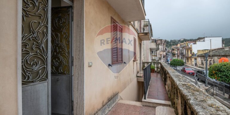 20250311105245-934935-12