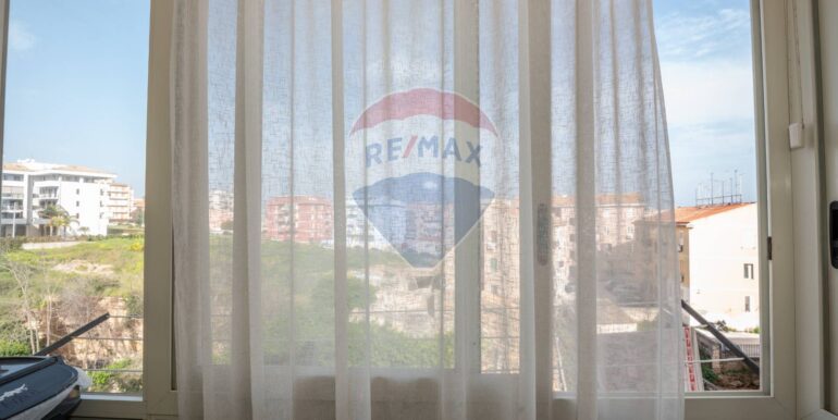 20250314122400-936362-11