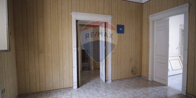 20250317184257-936854-24