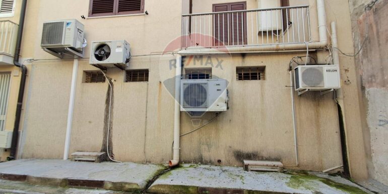 20250318202531-937501-11