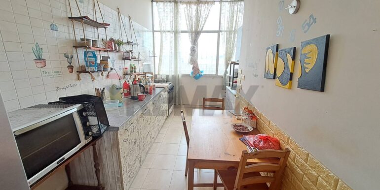 20250324190354-938649-3