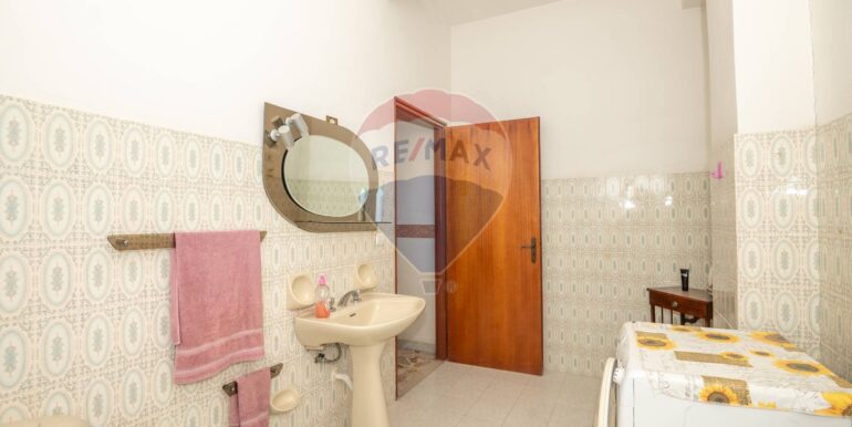 20250324195633-938316-25