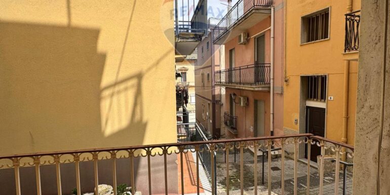 20250325162141-938699-4