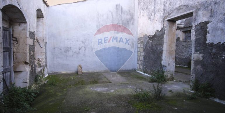 20250325184358-938882-4