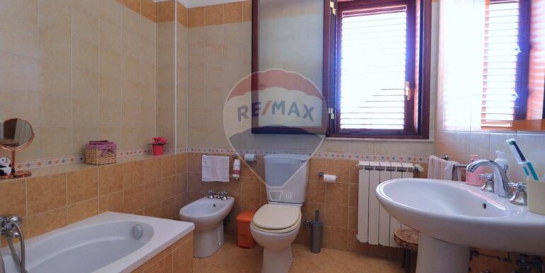 20250328163445-939555-15