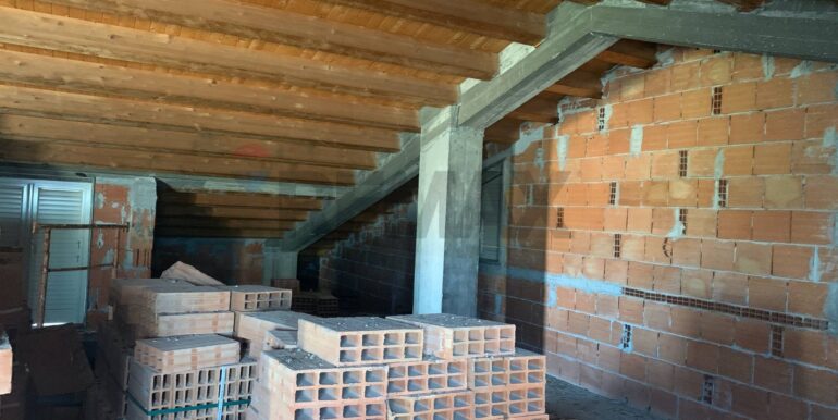 20250331193420-940029-18