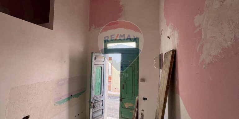 2025033180422-939700-5