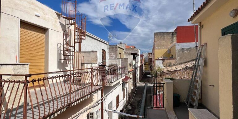 2025033180426-939700-8