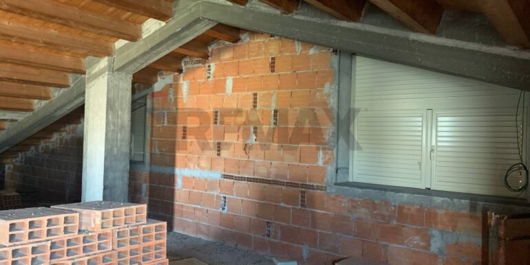 20250401174312-940219-2