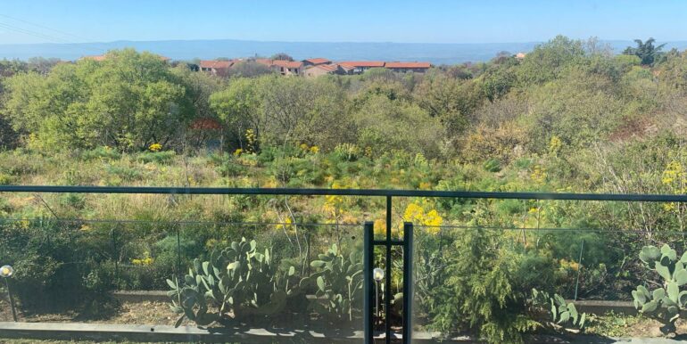 20250401174314-940219-10