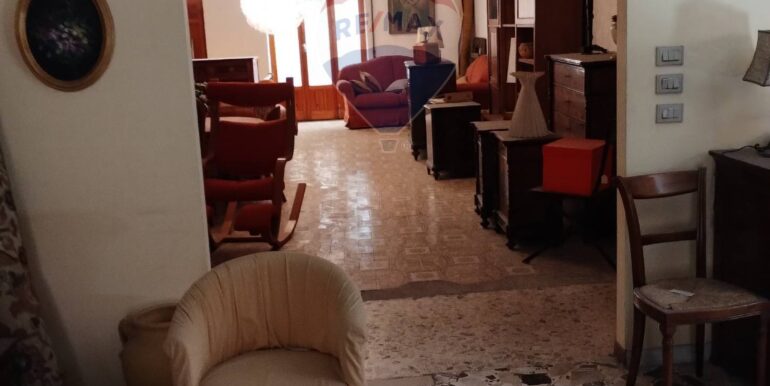 20250401205659-940261-7