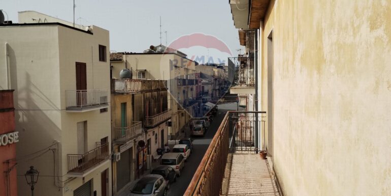 20250401210206-940261-21