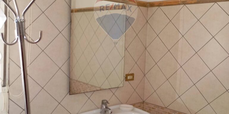 2025040512720-940391-32