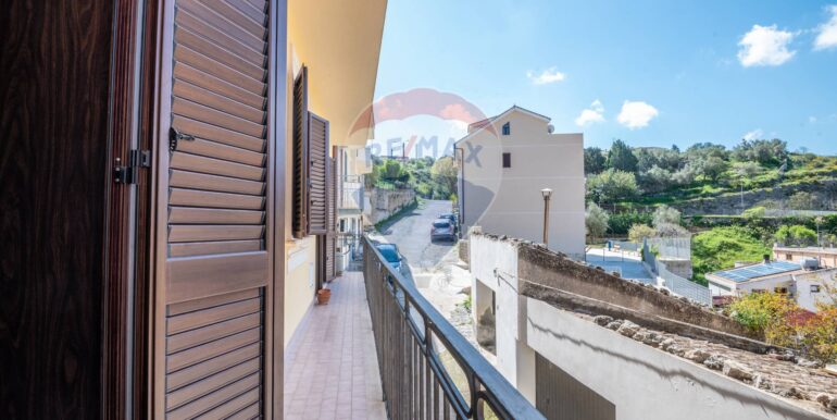 20250407191431-942601-1