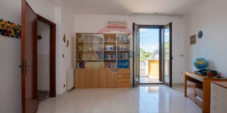 20250407191800-942601-28