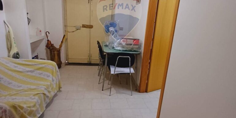 20250408184115-942406-7