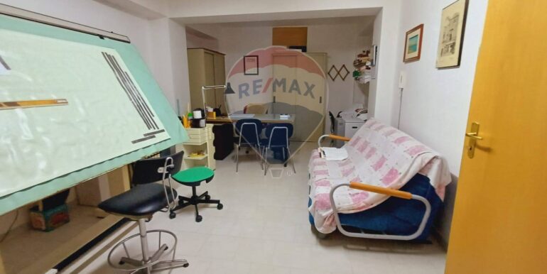 20250408184118-942406-10