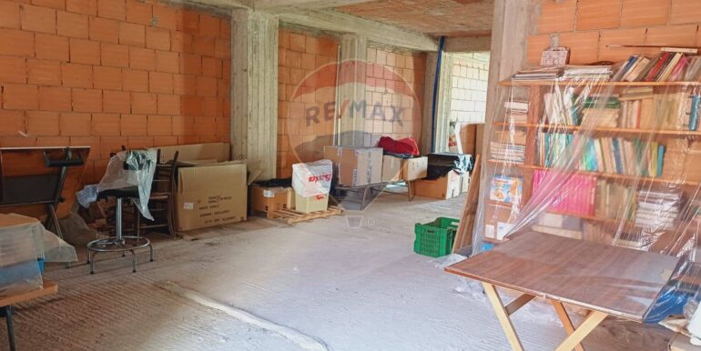 20250408184124-942406-15