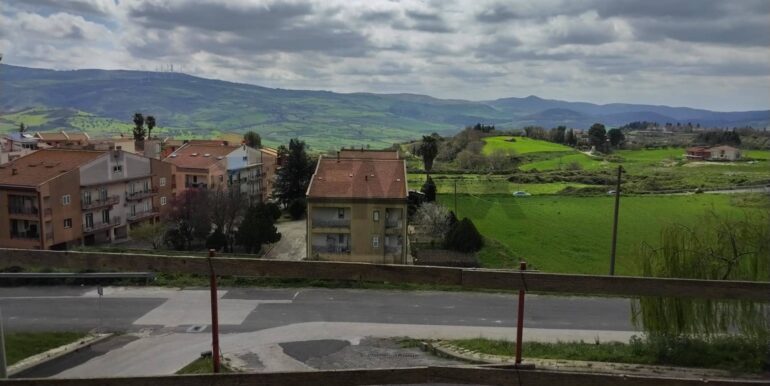 20250408222014-942879-1