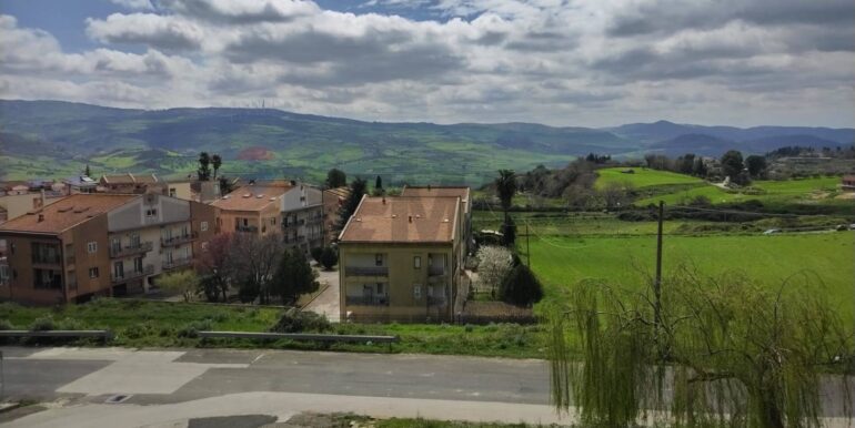 20250408222026-942879-7