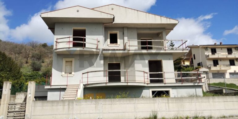 20250408222105-942879-32