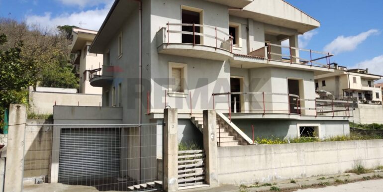 20250408222109-942879-34