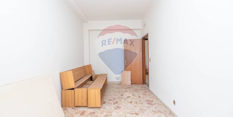 20250414120827-943737-7