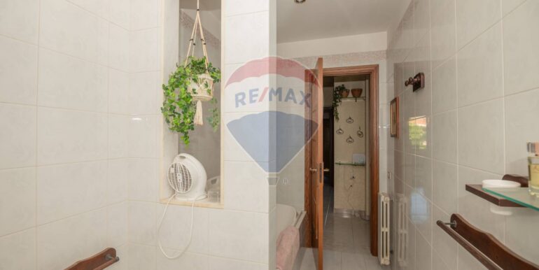 20250414181053-941475-32