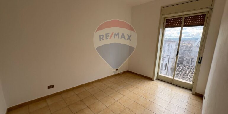 20250418175605-944762-10