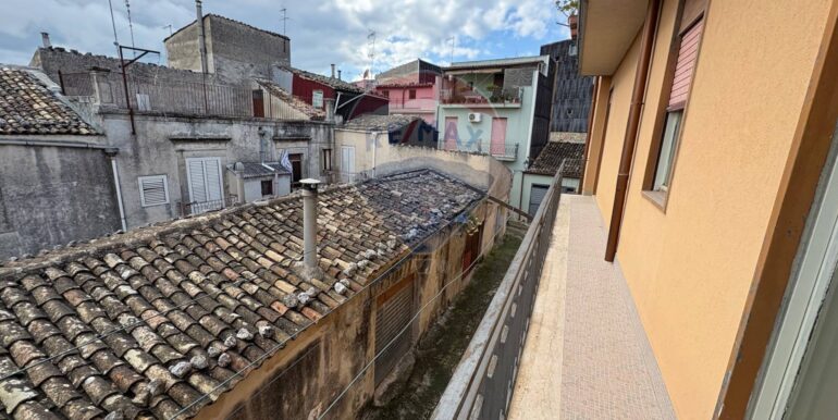 20250418175657-944762-14