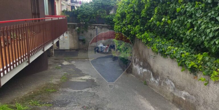 20250422215217-945061-9