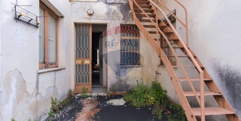 20250425171859-945490-17