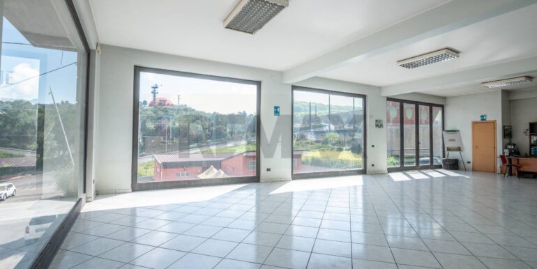 20250426193809-945520-12