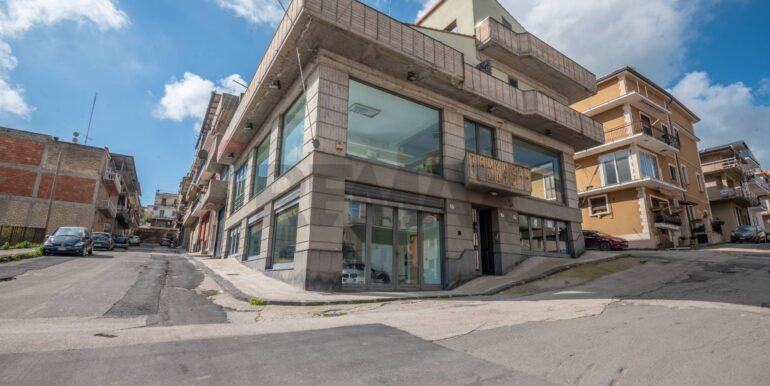 20250426193832-945520-18