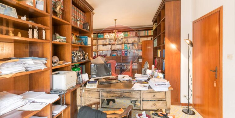 20250429184951-889178-5