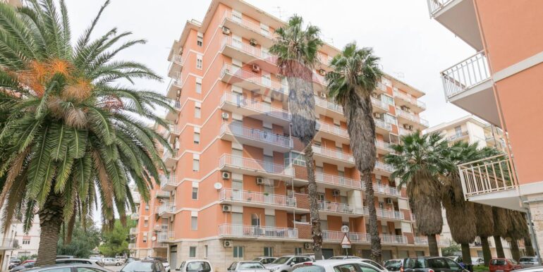 20250429185042-889178-24