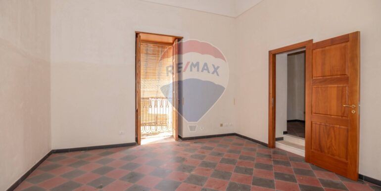 2025043092901-933686-10