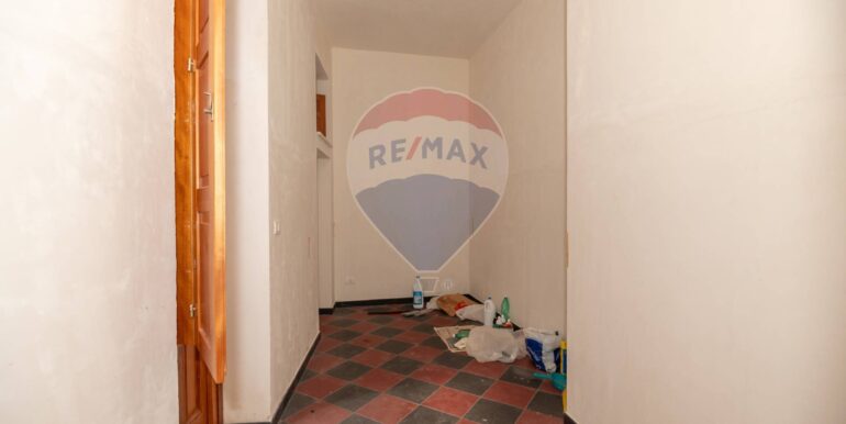 2025043093030-933686-18