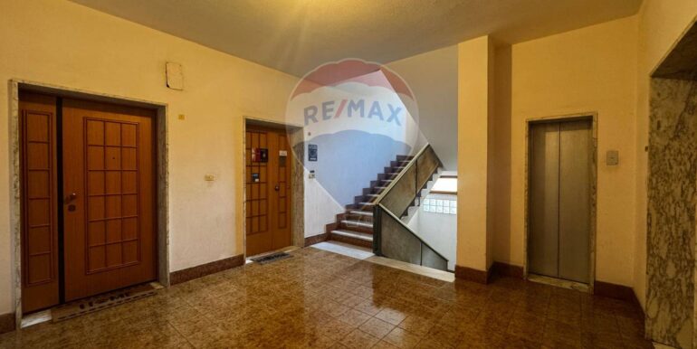 2025043094354-946058-7