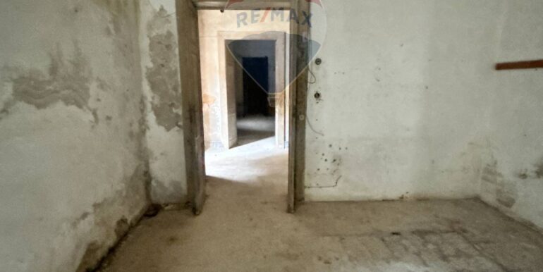 20250509185049-947698-7