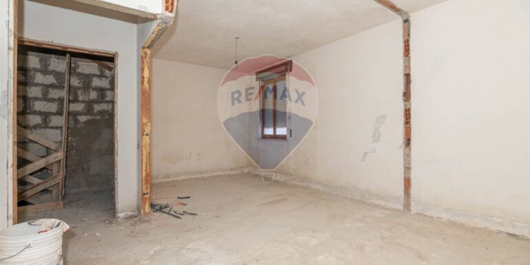 20250512173604-947722-12