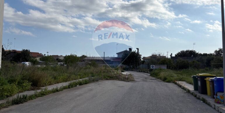 20250512200445-948177-8