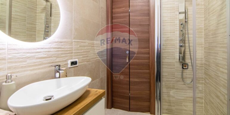 2025051393945-948222-15