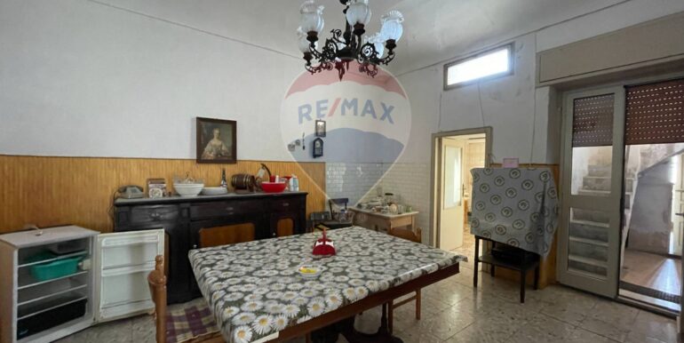 20250514175401-948700-18