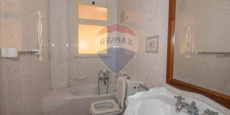 20250515115653-945783-11