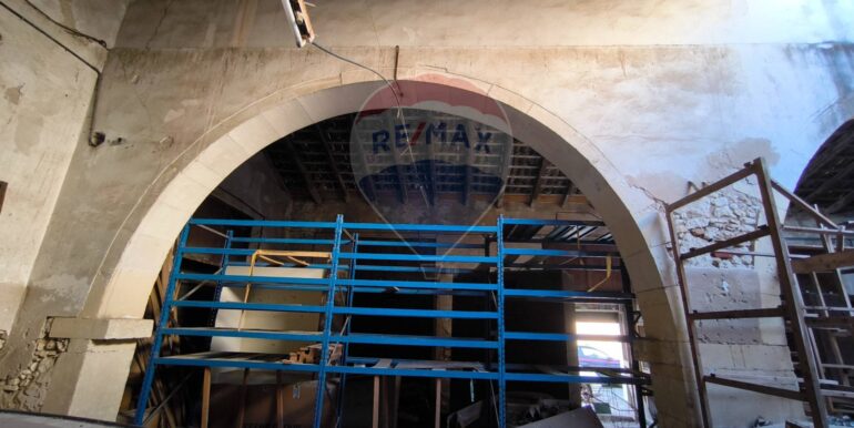 20250515173359-949230-11